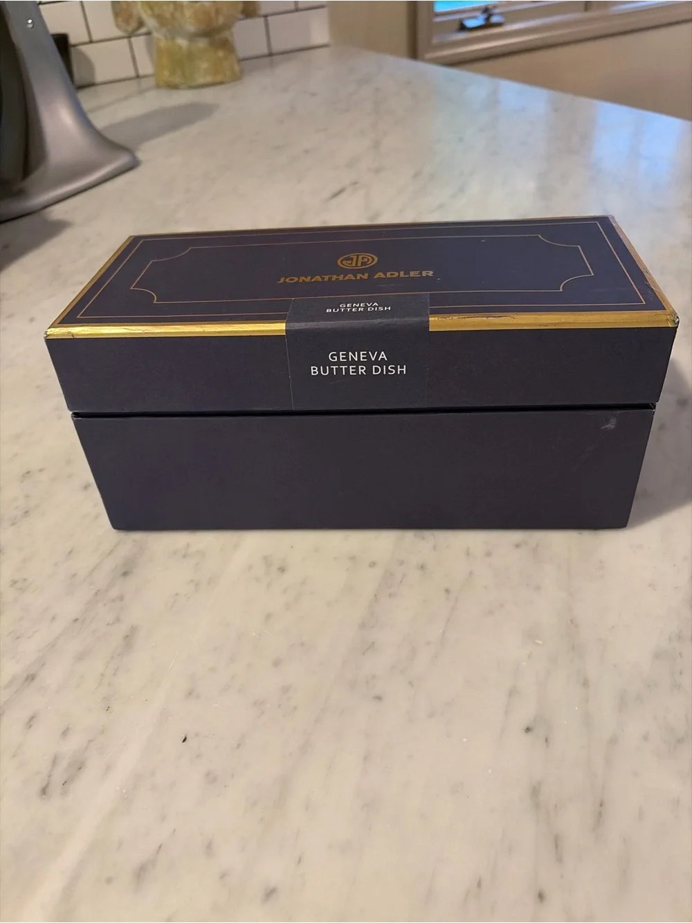 Jonathan Adler Geneva Ceramic Butter Dish in White with Gold Trim nib